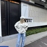 ترنچ کت لارا